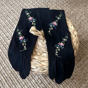 Vintage Gant Jonquet Suede Embroidered Gloves Size 6.5